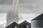 Natural Disasters: Hurricanes & Tornadoes - Exodus Books