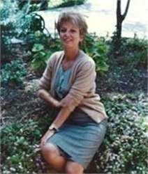 Inga Moore
